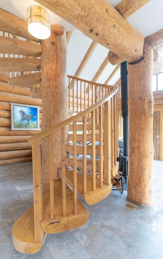 Wild Nurture Eco Luxury Offgrid Log Cabin Fort William Exterior photo