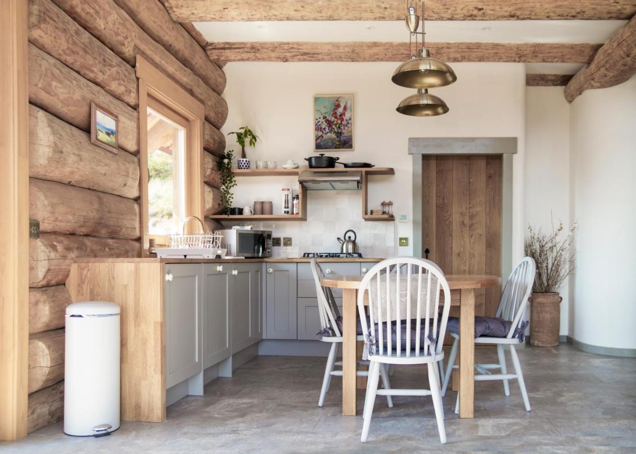 Wild Nurture Eco Luxury Offgrid Log Cabin Fort William Exterior photo
