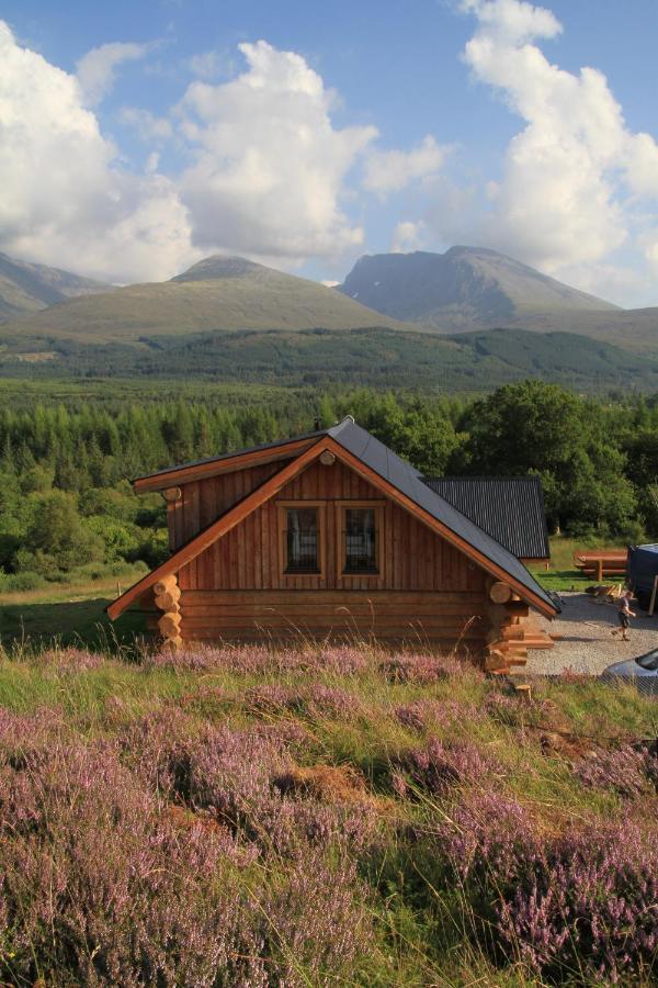 Wild Nurture Eco Luxury Offgrid Log Cabin Fort William Exterior photo