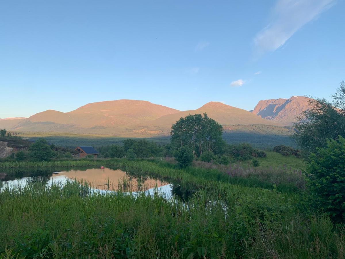 Wild Nurture Eco Luxury Offgrid Log Cabin Fort William Exterior photo