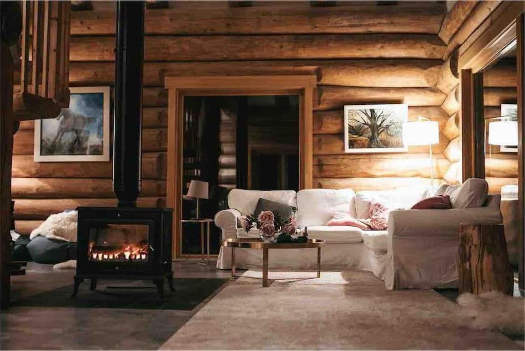 Wild Nurture Eco Luxury Offgrid Log Cabin Fort William Exterior photo