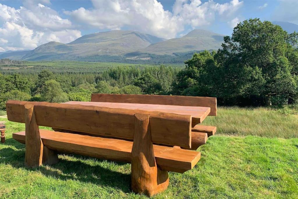 Wild Nurture Eco Luxury Offgrid Log Cabin Fort William Exterior photo